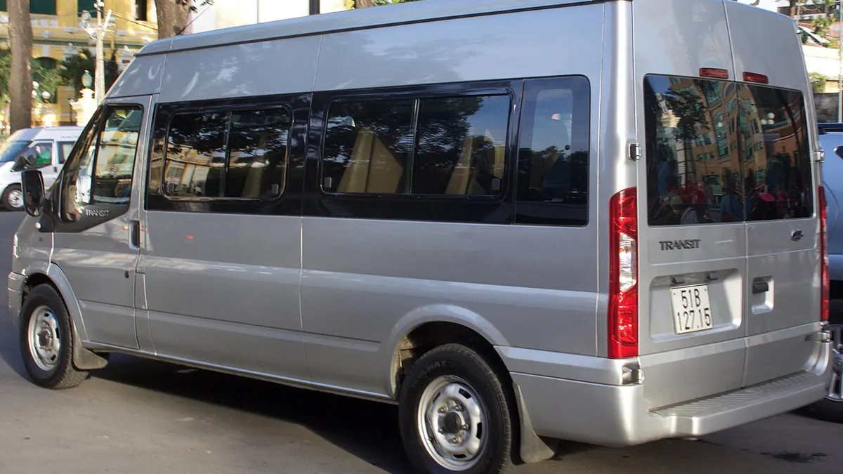 Ford Transit Van usado en Argentina