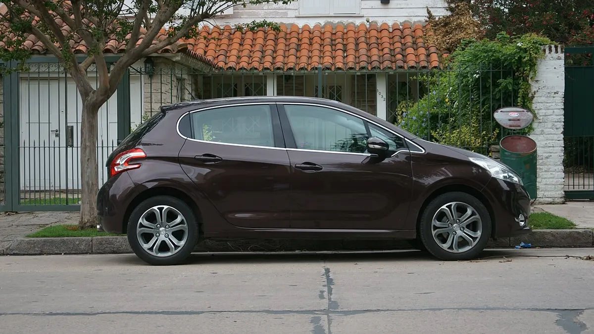 Peugeot 208 usado en Argentina